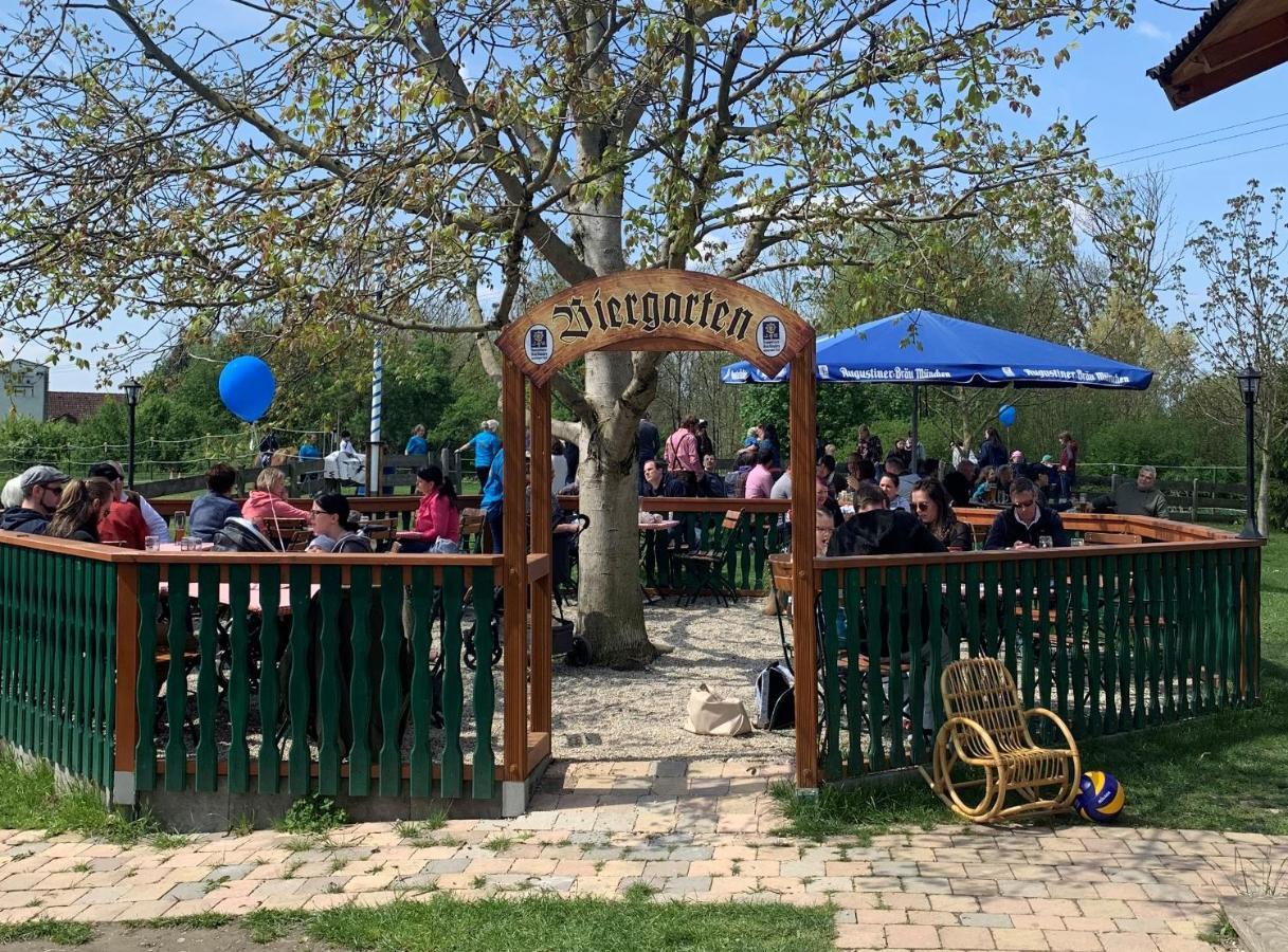Ferienhaus Spielburg Altötting Екстериор снимка