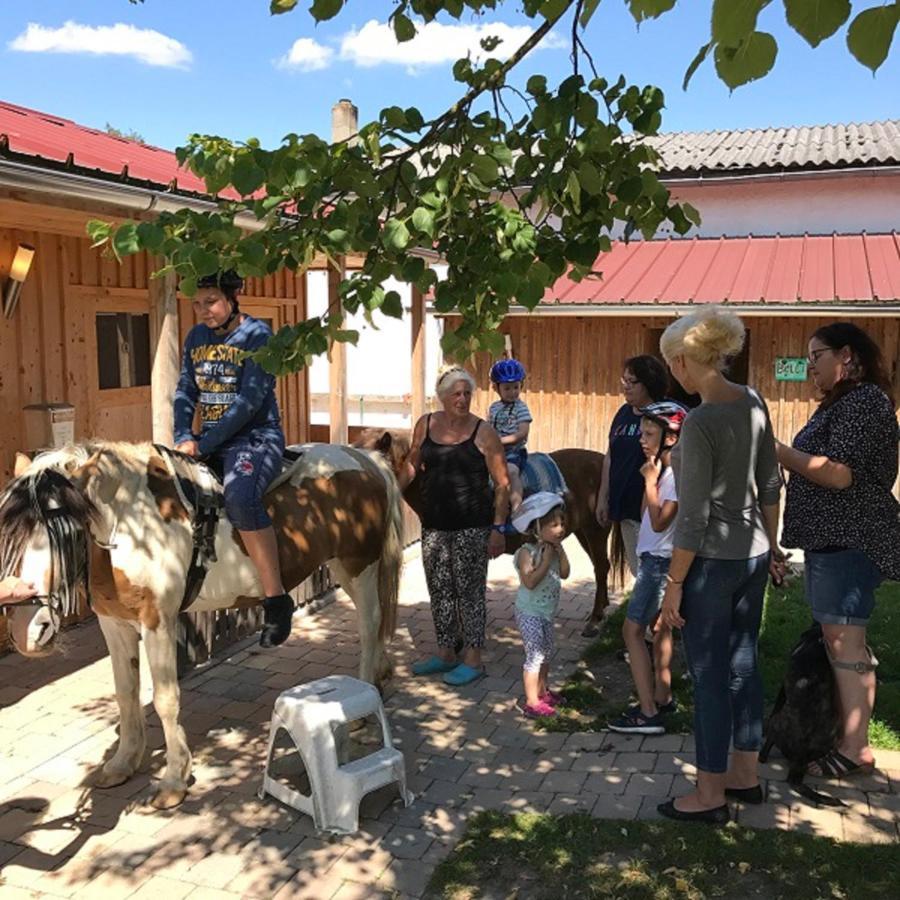Ferienhaus Spielburg Altötting Екстериор снимка