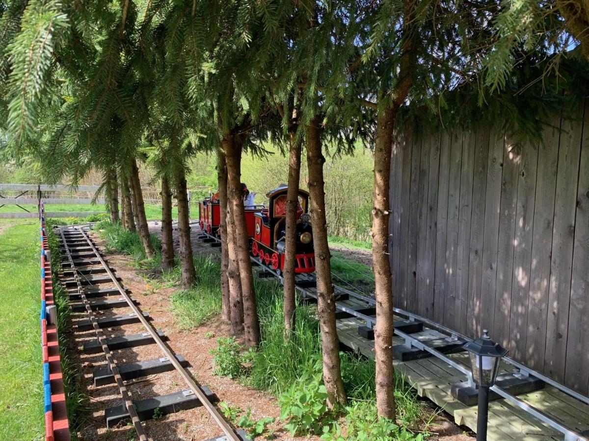 Ferienhaus Spielburg Altötting Екстериор снимка