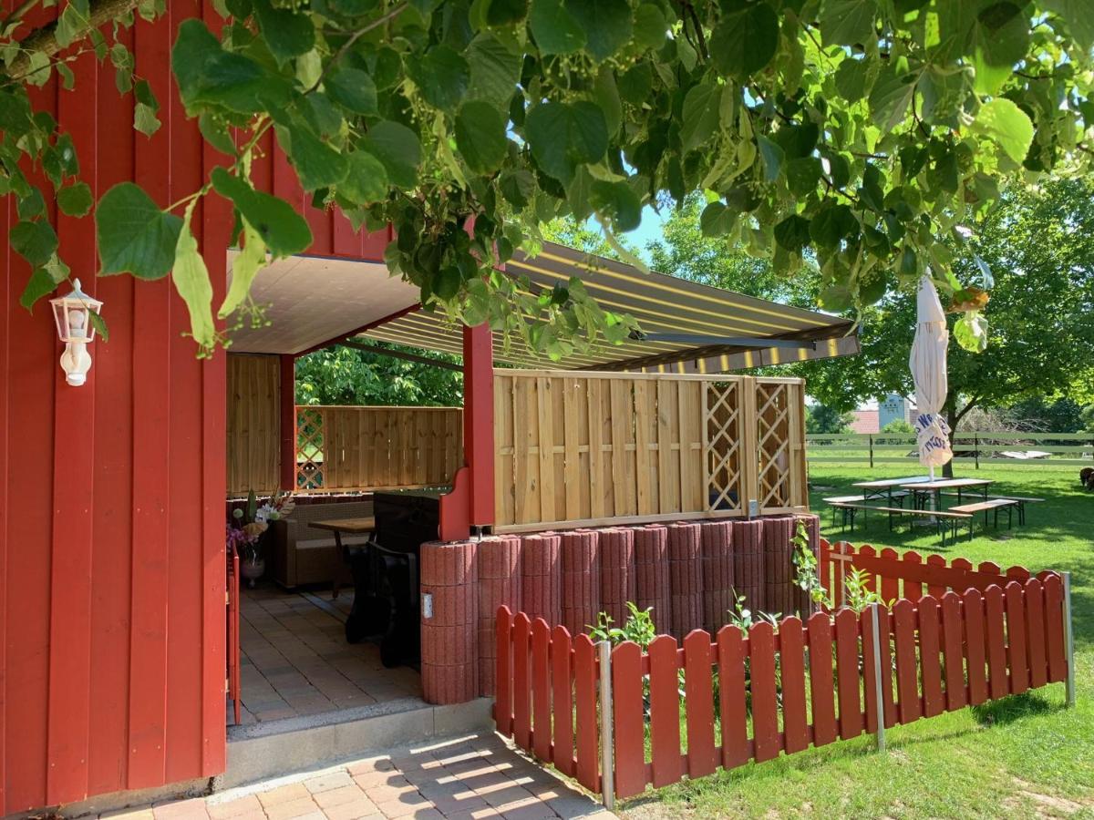 Ferienhaus Spielburg Altötting Екстериор снимка
