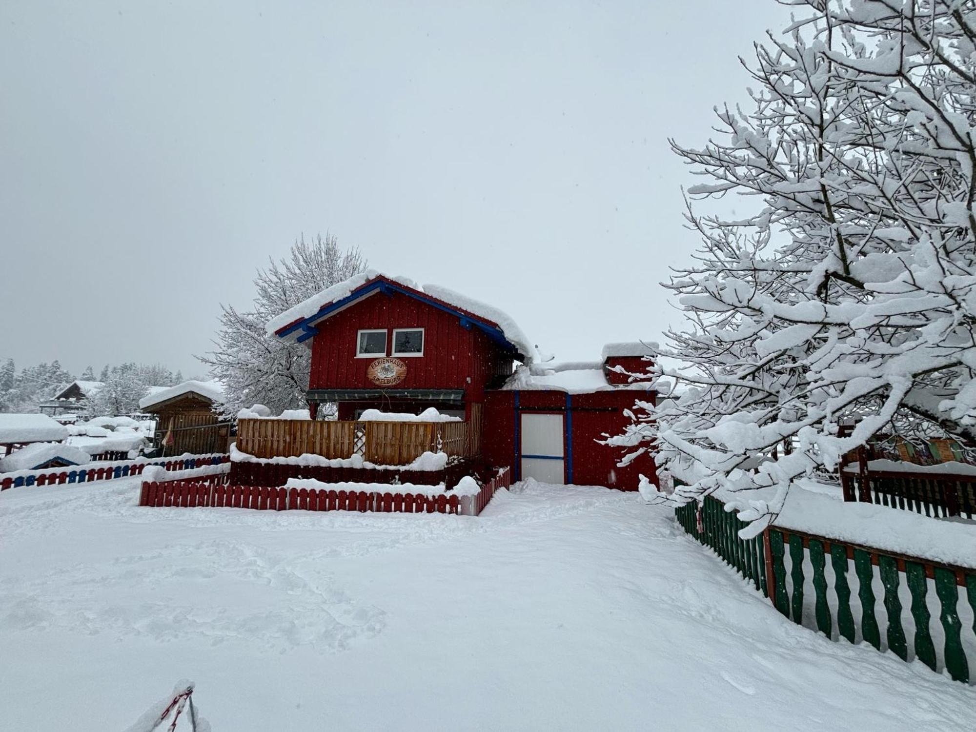 Ferienhaus Spielburg Altötting Екстериор снимка