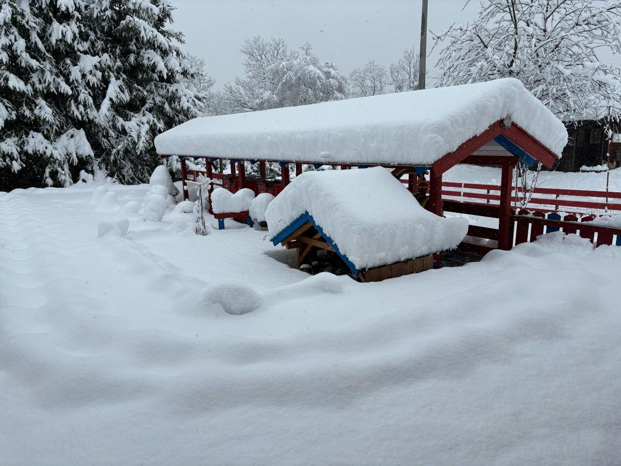 Ferienhaus Spielburg Altötting Екстериор снимка