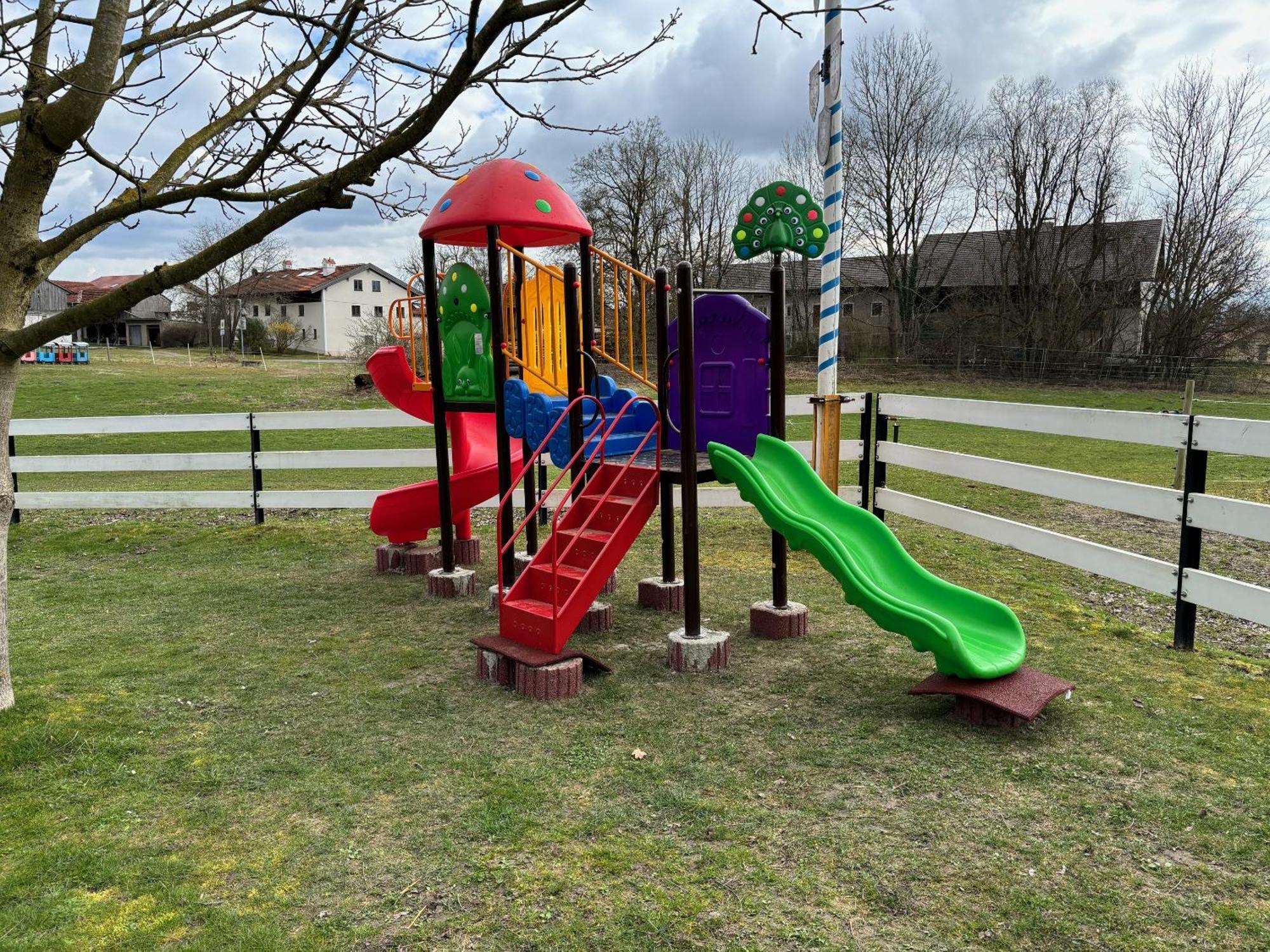 Ferienhaus Spielburg Altötting Екстериор снимка